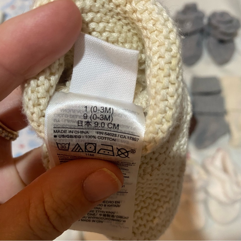 Set of 7! Neutral bootie and Sock Set - Picture 7 of 10